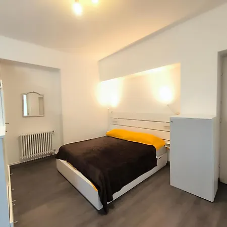Piccolo Lupo Apartment Stresa